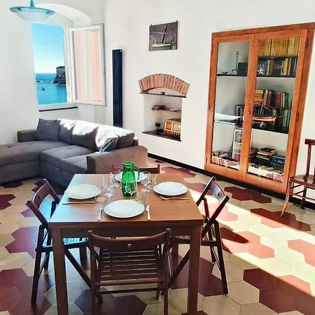 Apartment Casa Cecilia In Baia Del Silenzio